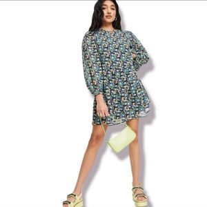 *NWT* Long Sleeve mini smock dress with full skirt size: medium